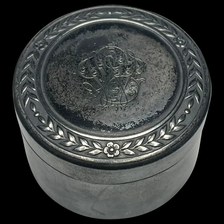 Vintage Sterling Silver Keepsake Box with Engraving (1 of 6)