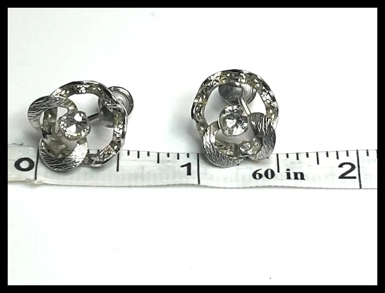 Vintage Sterling Flower Screw Back Earrings - 5