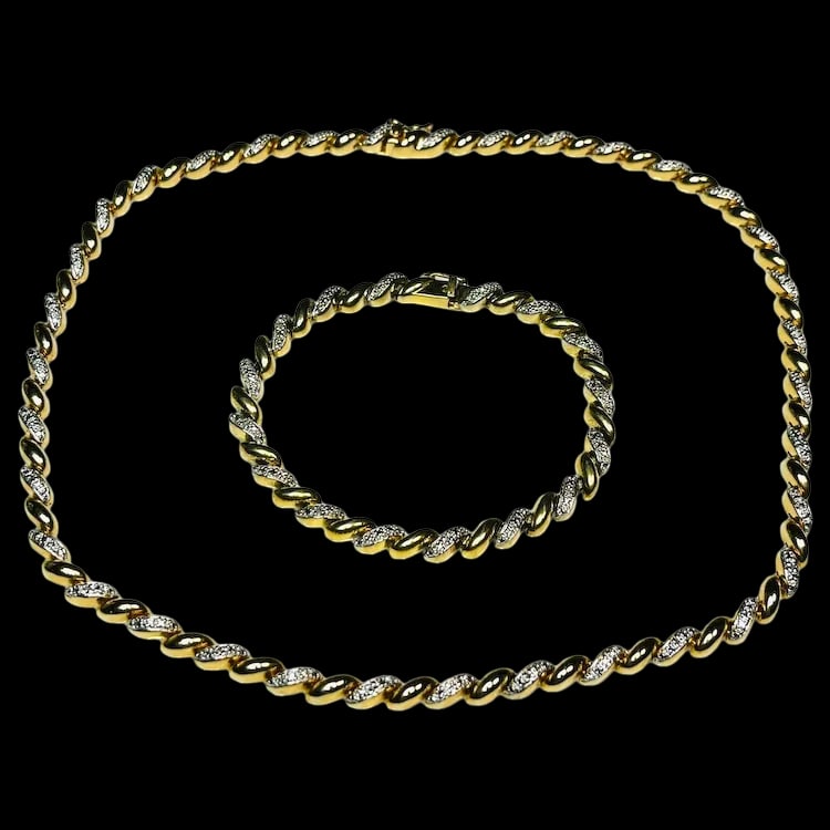 Vintage Heavy Gold Plated and Sterling Silver Tennis Bracelet and Necklace Set: Title: Vintage Heavy Gold Plated and Sterling Silver Tennis Bracelet and Necklace Set Description: Vintage Heavy Gold Plated and Sterling Silver Tennis Bracelet and Necklace Set Weights 46 Grams Neckl