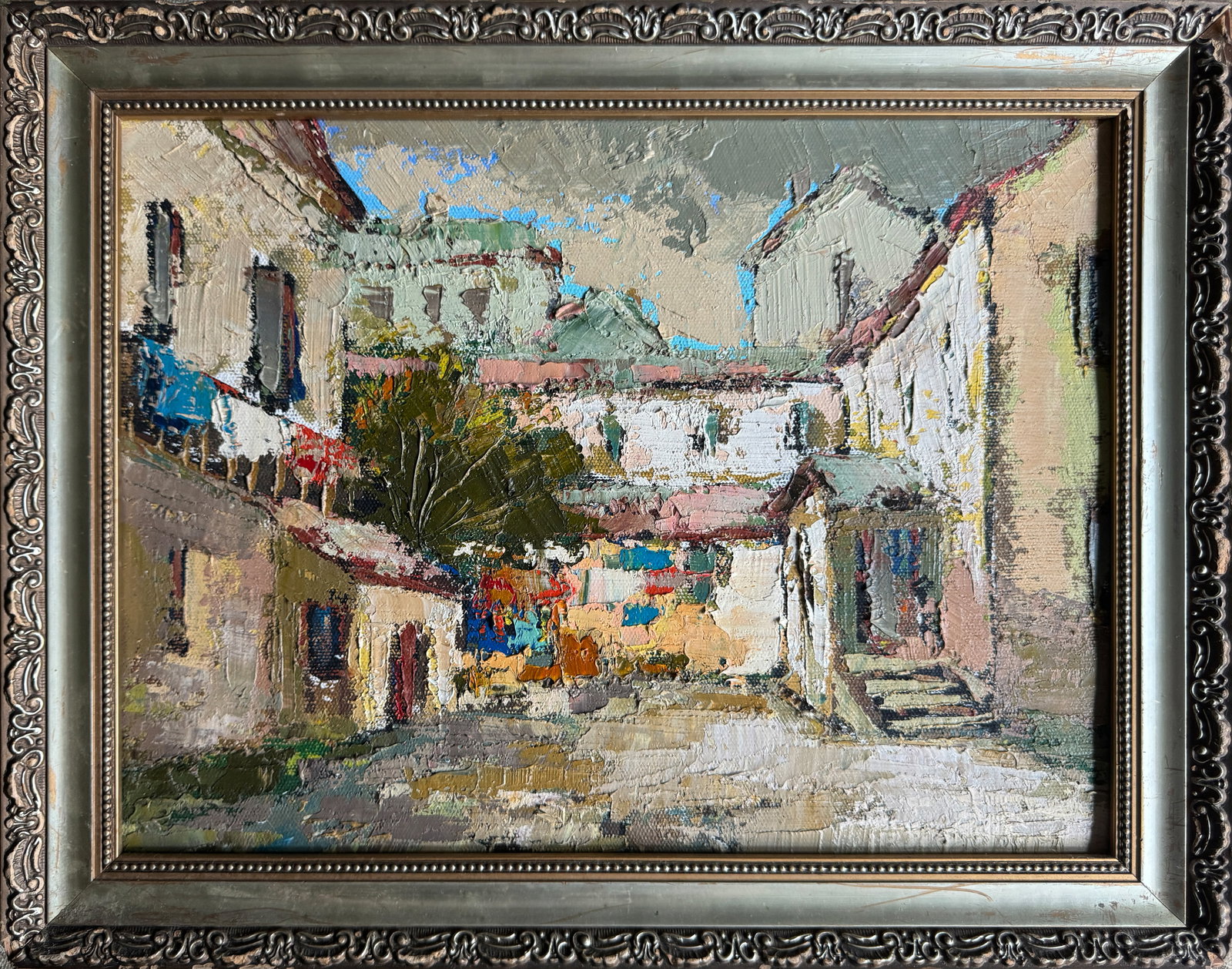 Oil painting with frame courtyard K. Leonid: Title: Oil painting with frame courtyard K. Leonid Description: 323KK Painter: K. Leonid Size: 30x40 cm/ 11.81x15.74 inches Components: oil, acrylic, canvas Original painting CONDITION: exellent ERA:2