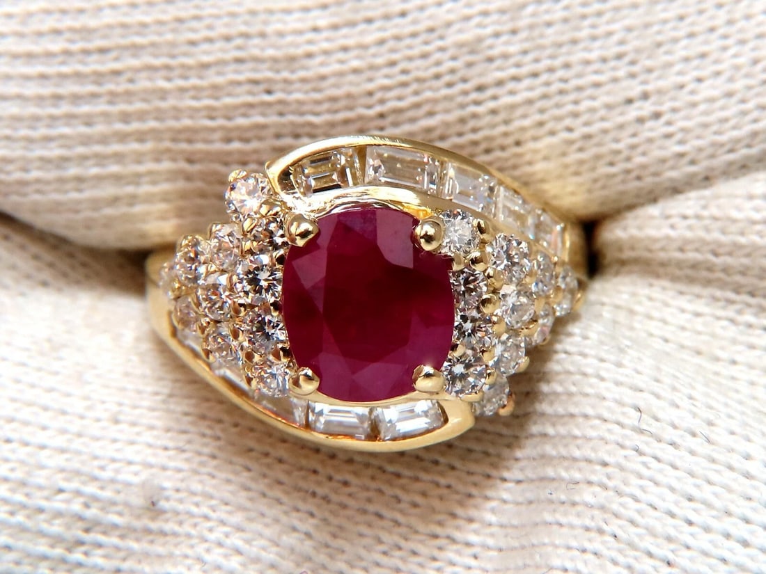 GIA Certified 4.08ct Burma Red Ruby Diamonds Ring 18 Karat** - 6