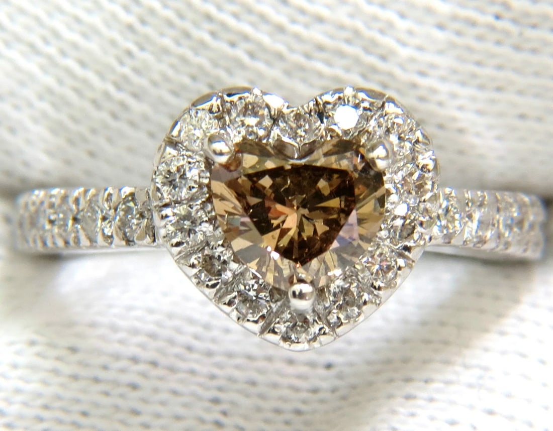 1.37CT NATURAL FANCY BRIGHT BROWN HEART CUT HALO DIAMOND RING 14KT VS**: Title: 1.37CT NATURAL FANCY BRIGHT BROWN HEART CUT HALO DIAMOND RING 14KT VS** Description: ONLY MAGNIFICENT JEWELS .82ct. Natural Fancy Brown diamond Heart shape, full cut. Vs-2 clarity. Side
