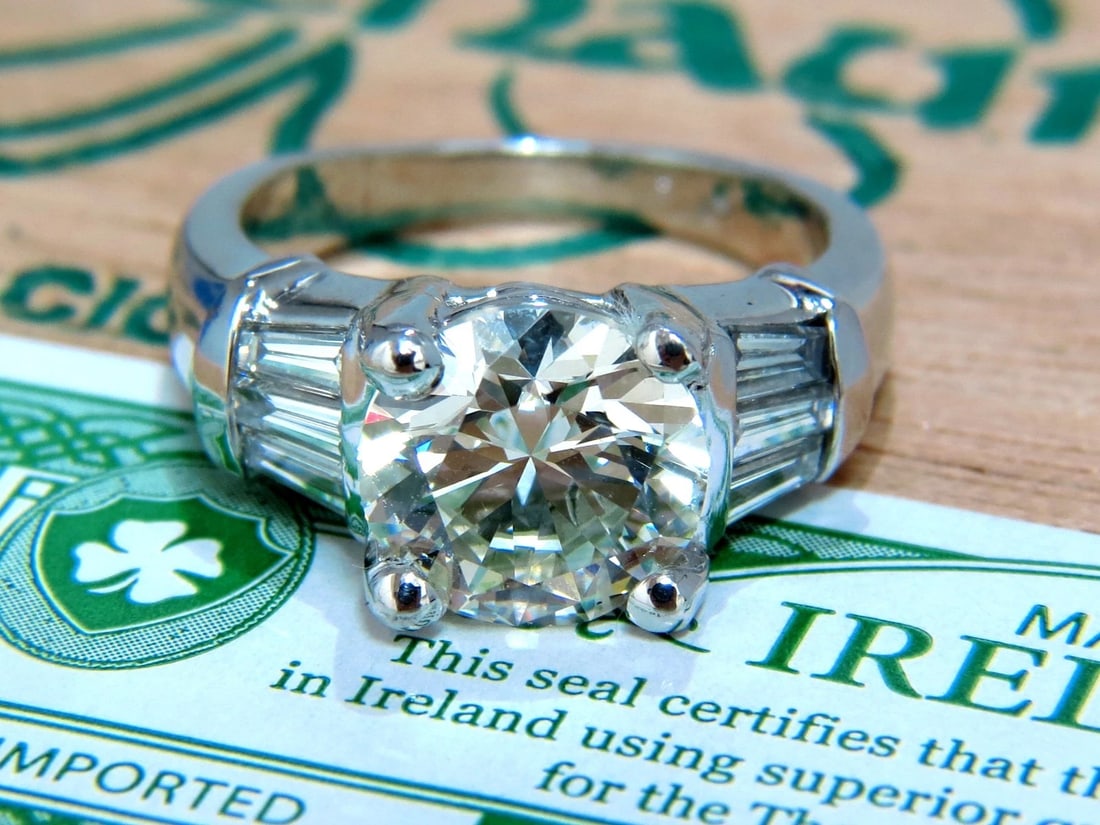 GIA CERTIFIED 3.77CT ROUND BAGUETTES DIAMOND RING PLATINUM** - 3