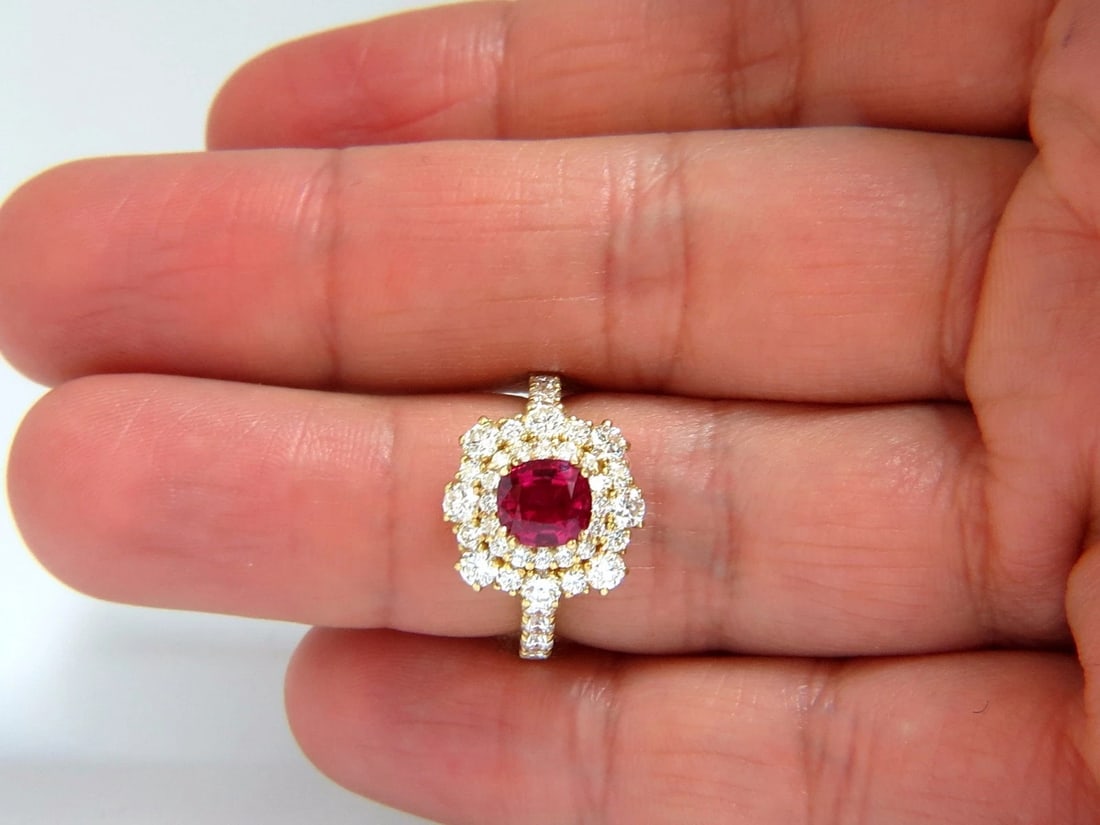 GIA Certified 3.24ct red Burma ruby diamonds ring 18kt cocktail petite** - 5