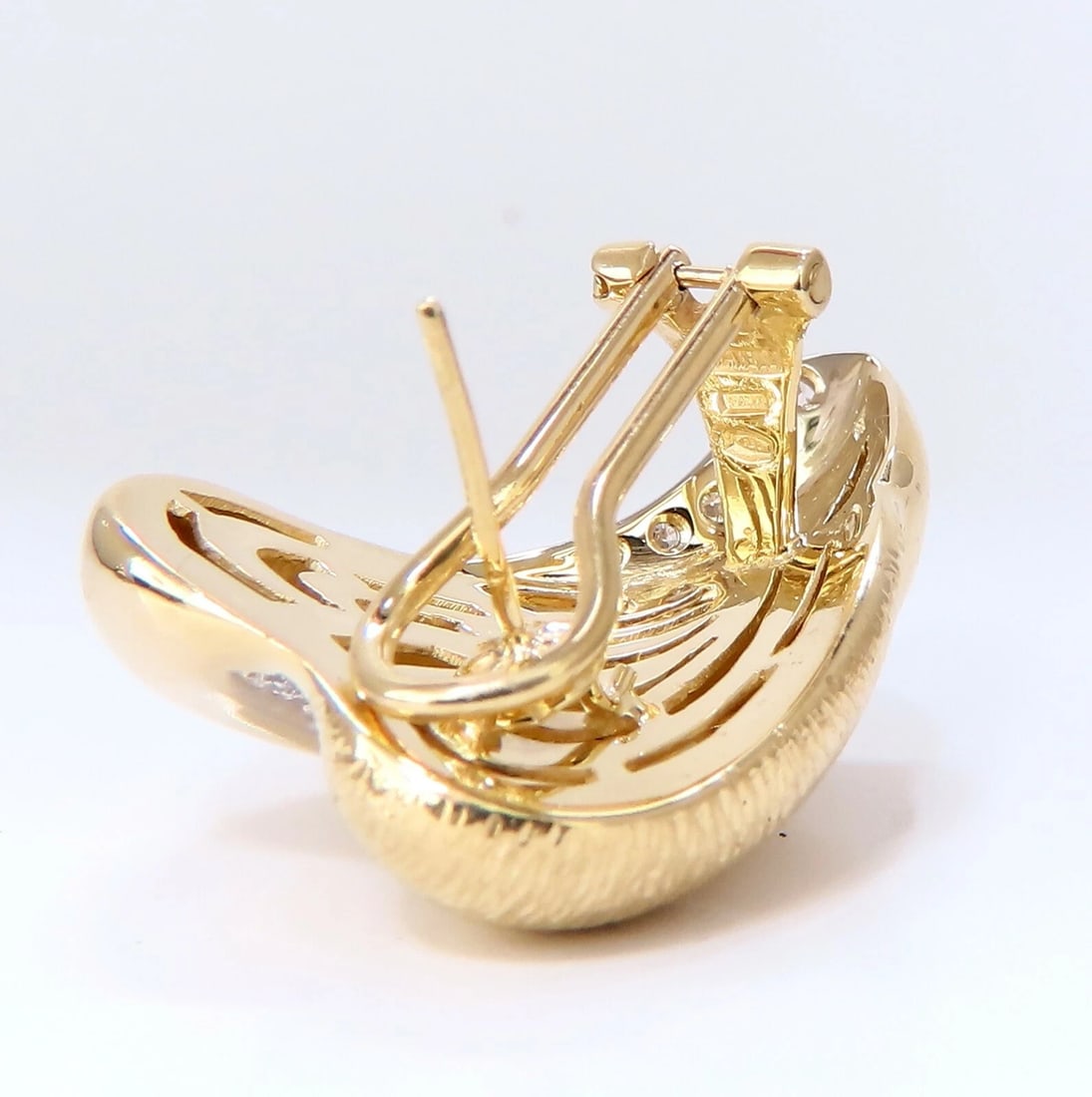 Caravelli .50ct Natural Dome Heart Diamond Earrings 18kt** - 3