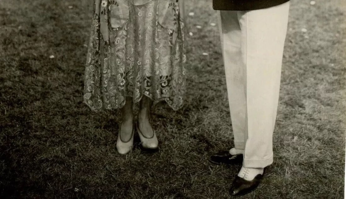 1926 Couple in Deauville - Vintage Original Photograph - 6