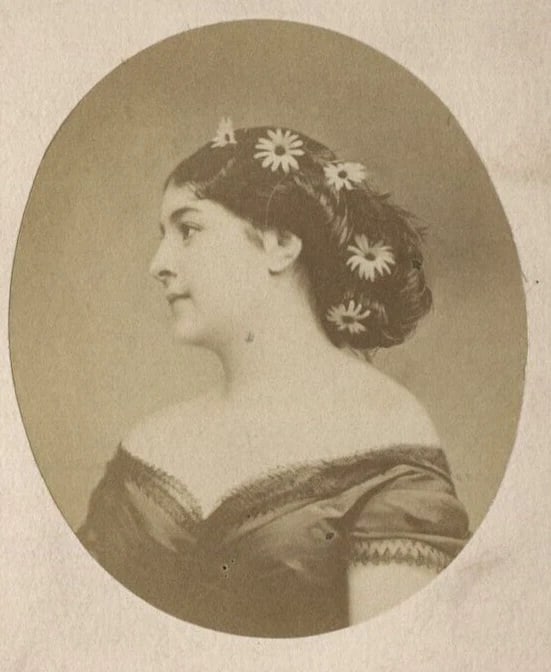 CDV Photographs Disdéri, Paris, Actrice, Comédienne, Céline Montaland: Title: CDV Photographs Disdéri, Paris, Actrice, Comédienne, Céline MontalandDescription: Dimension: 10.5 x 6.5 cm Reserve: $80.00 Shipping:Domestic: Flat-rate of $25.00 to anywhere