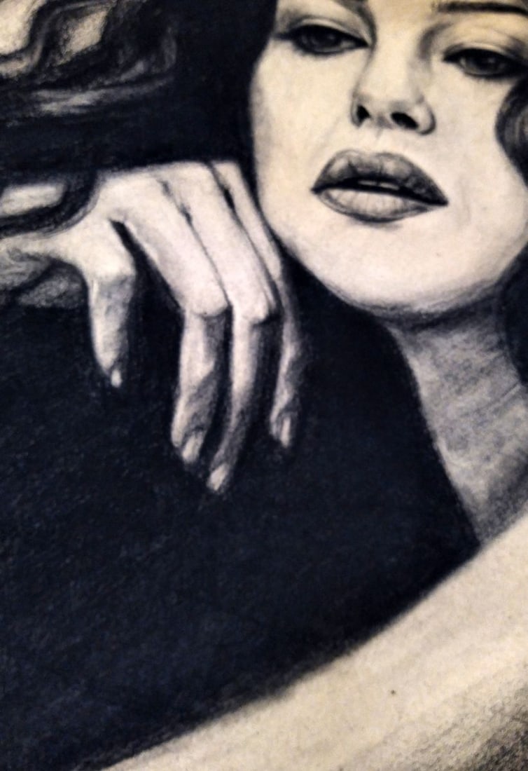 Coal painting Femininity Yulia Lihina - 10