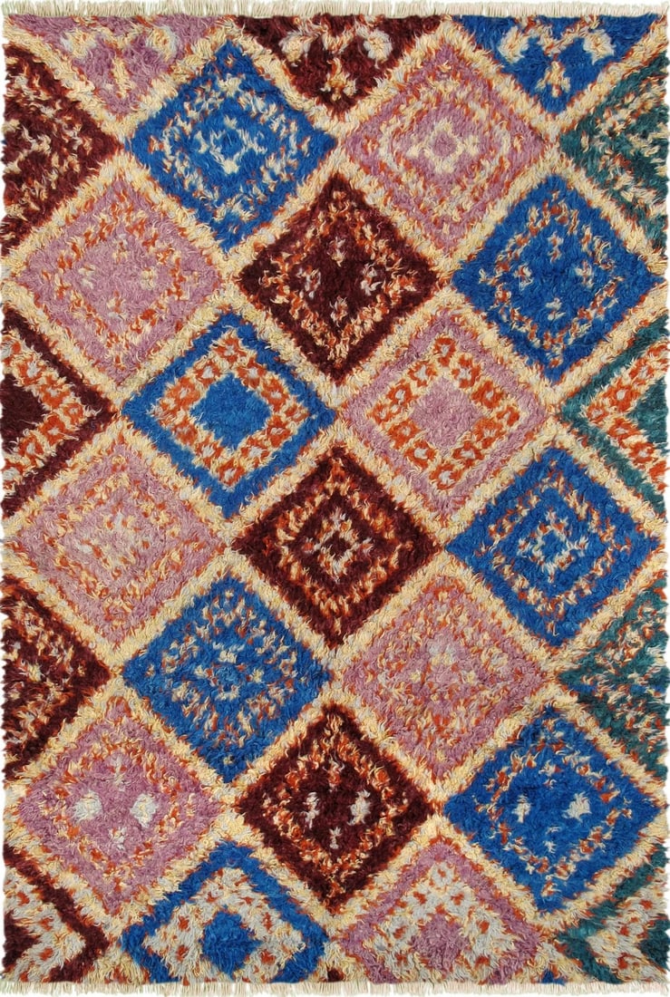 Pink & Blue Moroccan Wool Area Rug - 5' 5" x 8' 5"
