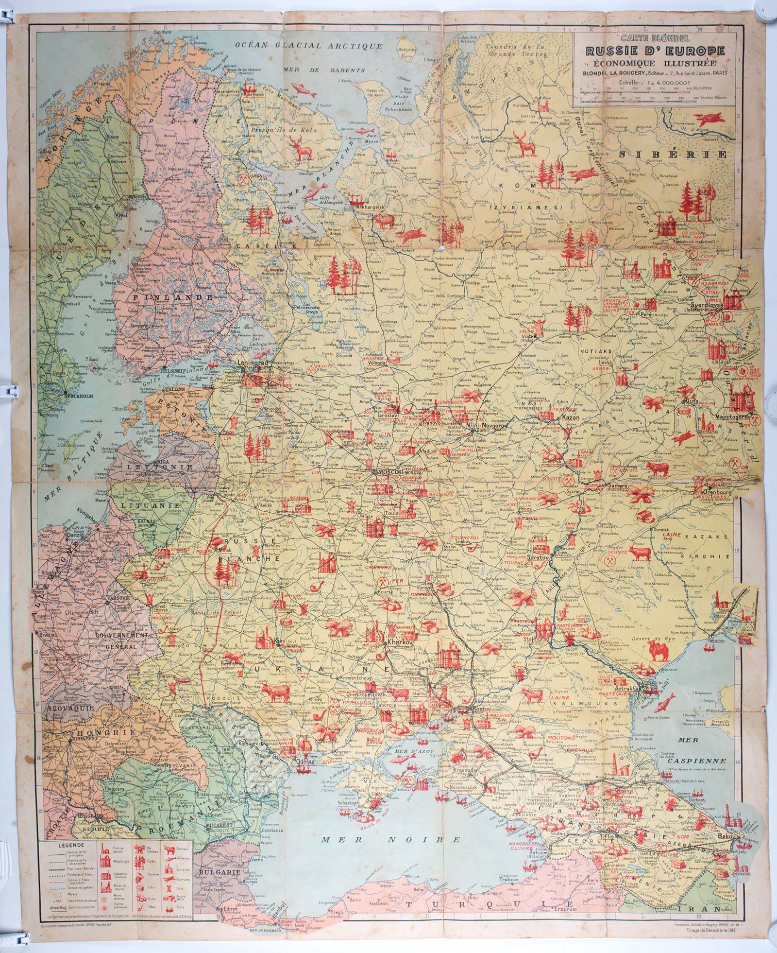 Large French map of the USSR /URSS 1941 school aid Soviet Union: Large and colorful school aid French map from 1941, Union des républiques socialistes soviétiques , Soviet Union , a now dissolved country since 1989 , fresh color with economies and geograp
