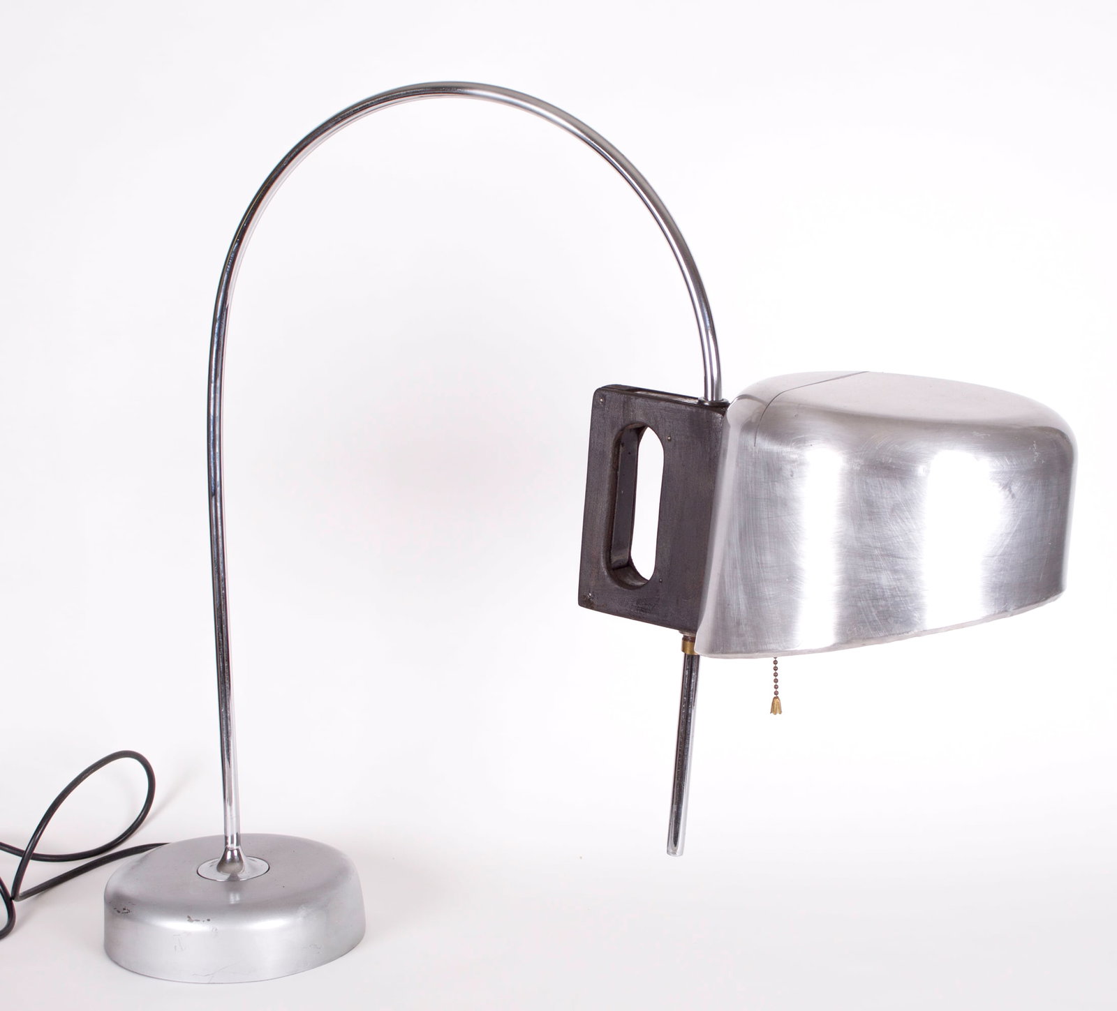 FASE MODERNIST DESK LAMP MID CENTURY Thomas Diaz Magro: Spanish modernist lamp made in the 1970's Thomas Diaz Magro for Fase a Spanish compan. This luminaire manufacturer Fase was founded in Madrid in 1964 by industrial designer Pedro Martín. Mart