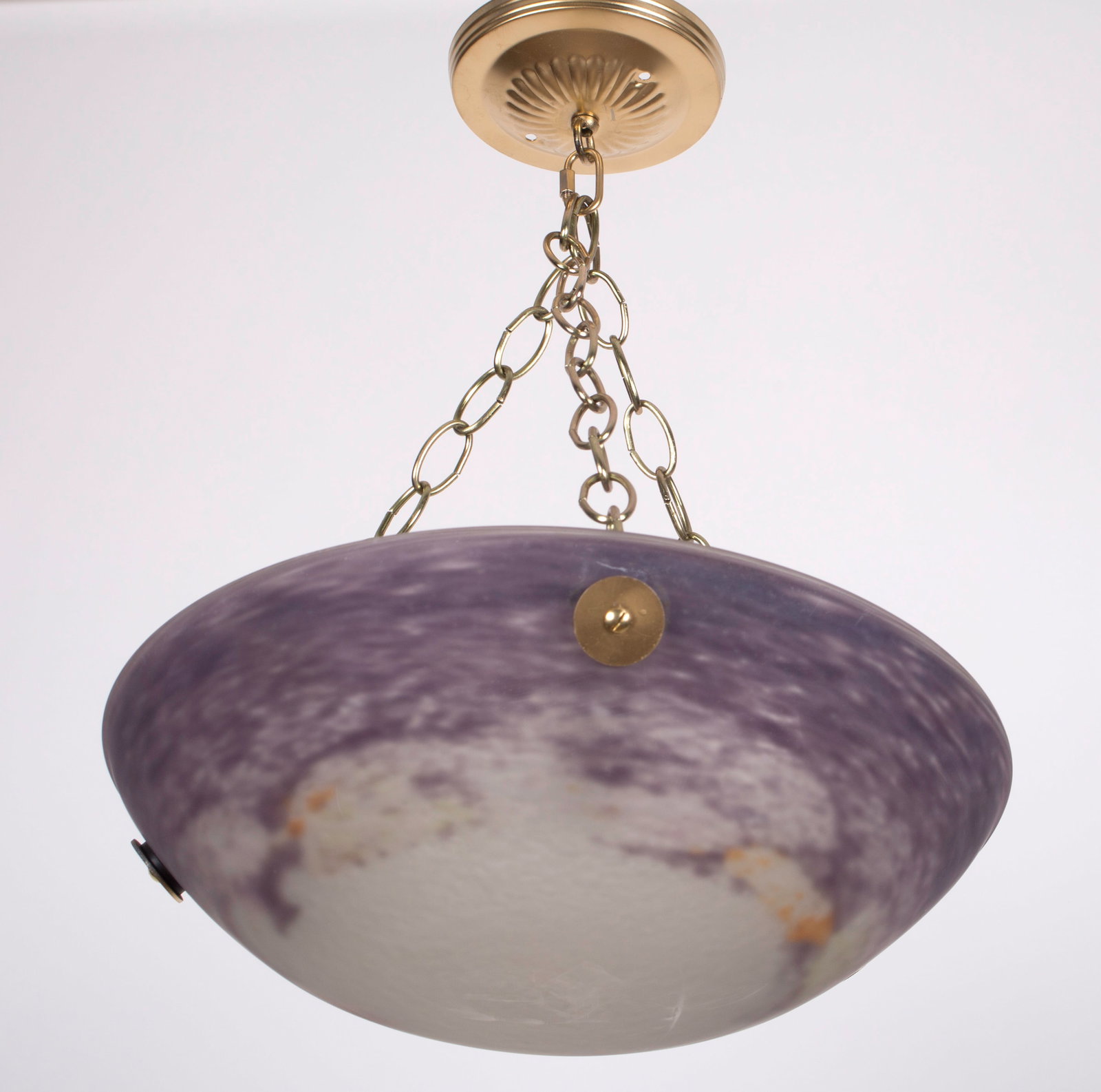 French Art-Deco marmoreal Chandelier Lorain Nancy Croismare purple: Made in France in the late 1920's early 1930's, this chandelier is unsigned from the grande verrerie de Croismare whose renowned work was highly desired for their chandeliers and art glass pieces. It