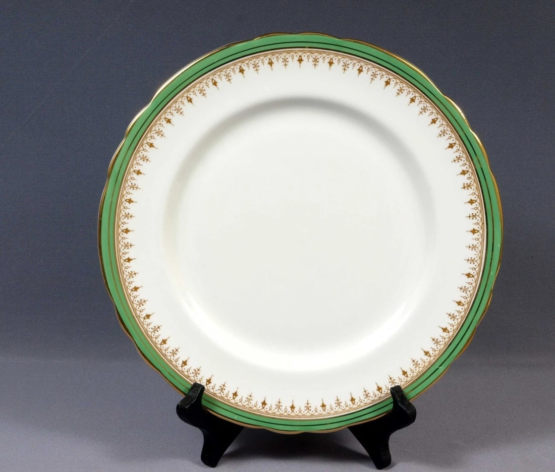 Aynsley DURHAM Green Gold DINNER Plate England Scalloped (1 of 4)