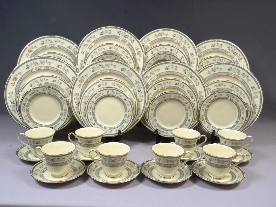 MINTON PENROSE DINNER SET Plate Coffee Tea Cup Bread Salad England (1 of 7)