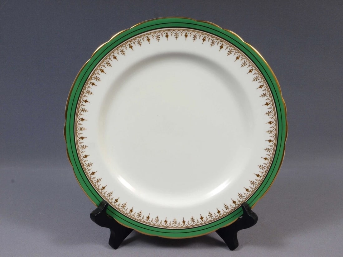 Aynsley DURHAM Green Gold Luncheon Salad Plate England Scalloped (1 of 4)