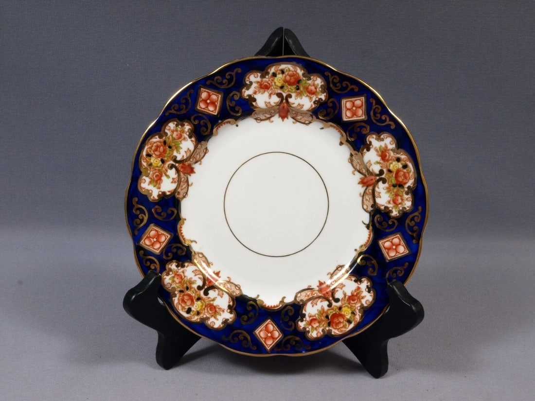 Royal Albert Crown China DERBY Heirloom IMARI Salad Side Plate COBALT Blue 7 1/8: Title: Royal Albert Crown China DERBY Heirloom IMARI Salad Side Plate COBALT Blue 7 1/8 Description: . This is a beautiful and timeless Salad/Side Plate in a Derby Heirloom Pattern, made made by Royal