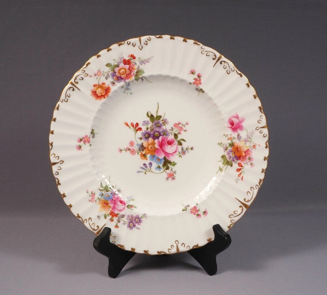 Royal Crown Derby Posies Dinner Plate England Burford Shape (1 of 5)