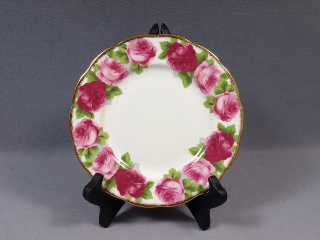Royal Albert OLD ENGLISH ROSE Salad Side Plate England 7": Title: Royal Albert OLD ENGLISH ROSE Salad Side Plate England 7" Description: . This is a gorgeous Salad/Side Plate made by Royal Albert in England in Old English Rose pattern. It is properly marked w
