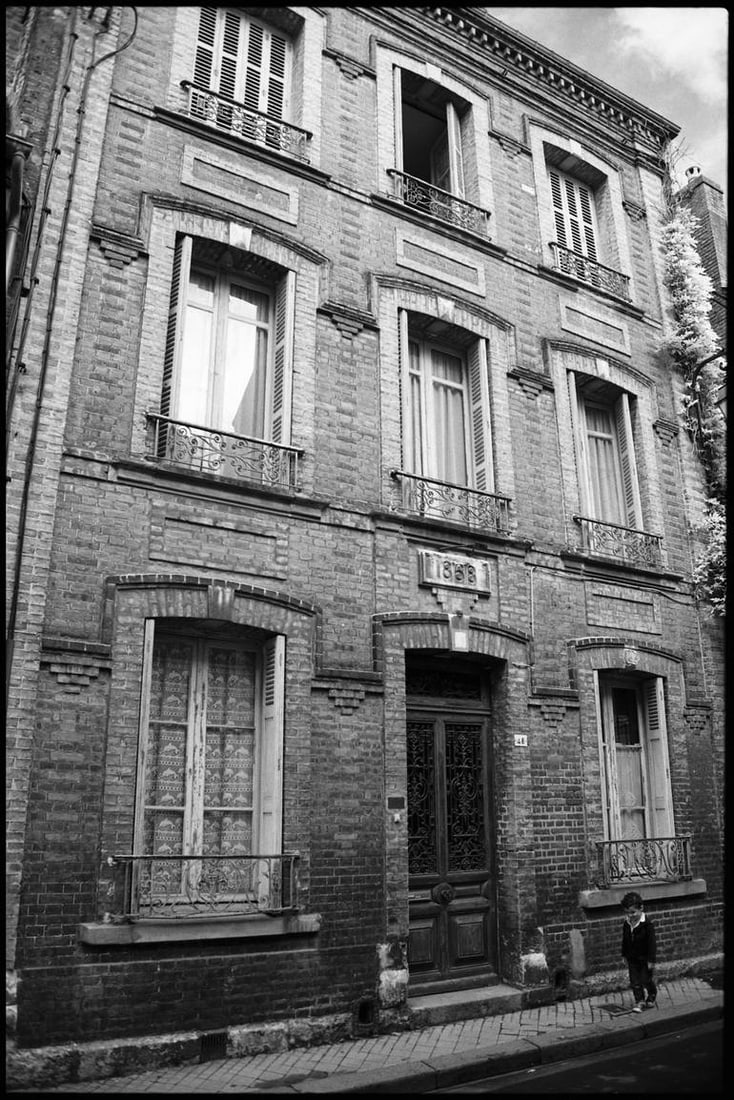 Boy, Honfleur, France 2017 - Silver Gelatin: Title: Boy, Honfleur, France 2017 - Silver Gelatin Description: Boy, Honfleur, France 2017 - Silver Gelatin Photograph - Limited Edition of 10 Paul Cooklin United Kingdom Photography, Gelatin on Paper