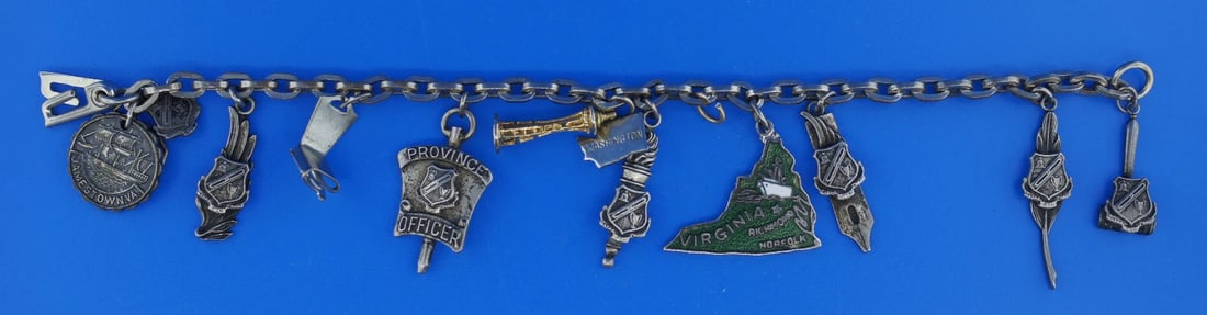 STERLING SILVER CHARM CHAIN BRACELET ENAMEL CITY EMBLEMS STAMPED C.1960 - 2