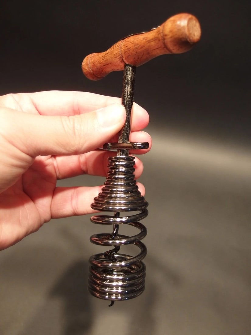 Spring Assisted Direct Pull Corkscrew Wine Bottle Opener - 4