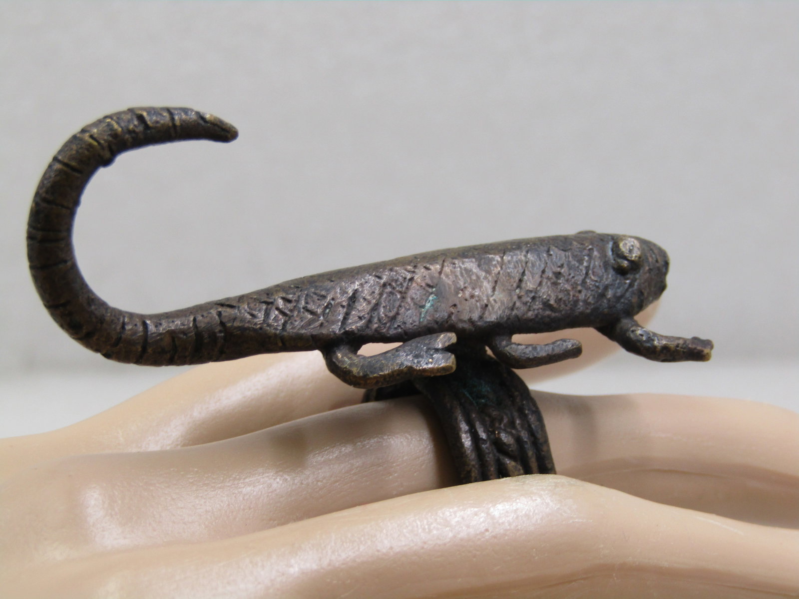 Antique African Tribal Bronze 6 Legged Lizard Ring, Sz. 7.75, Heavy - 6