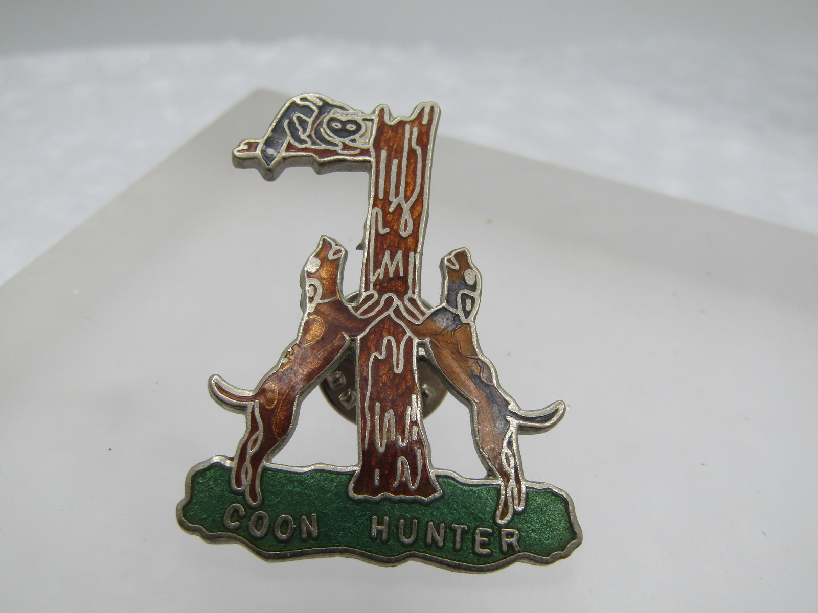 Vintage Enameled Coon Hunter Tack Pin, 1980's, 1.5" (1 of 4)
