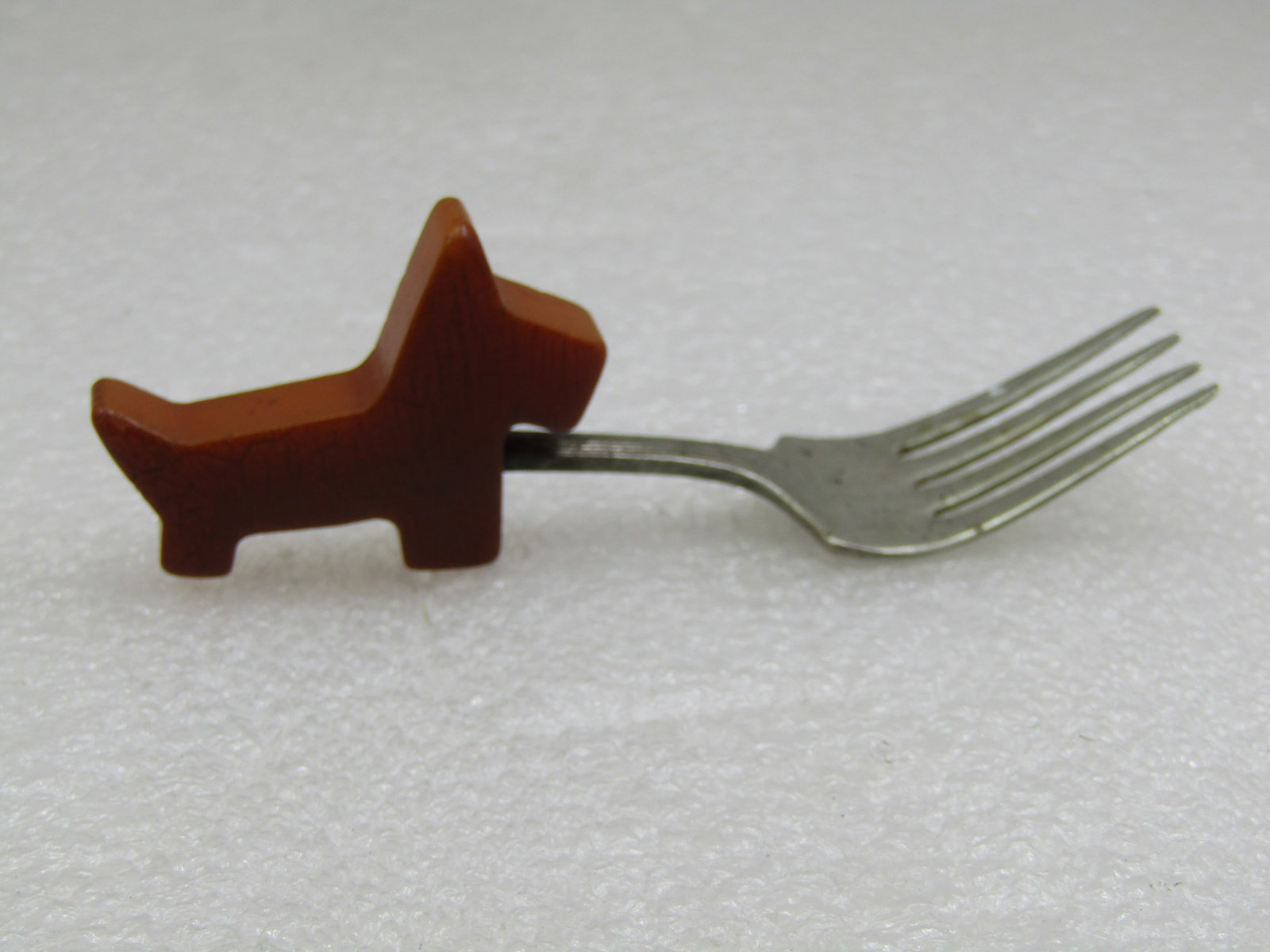 Vintage Butterscotch Bakelite Scottie Dog Fork, 1940's (1 of 6)
