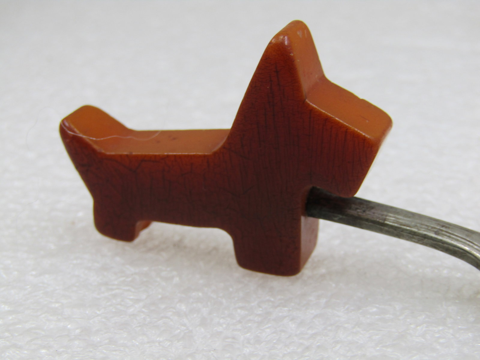 Vintage Butterscotch Bakelite Scottie Dog Fork, 1940's - 6