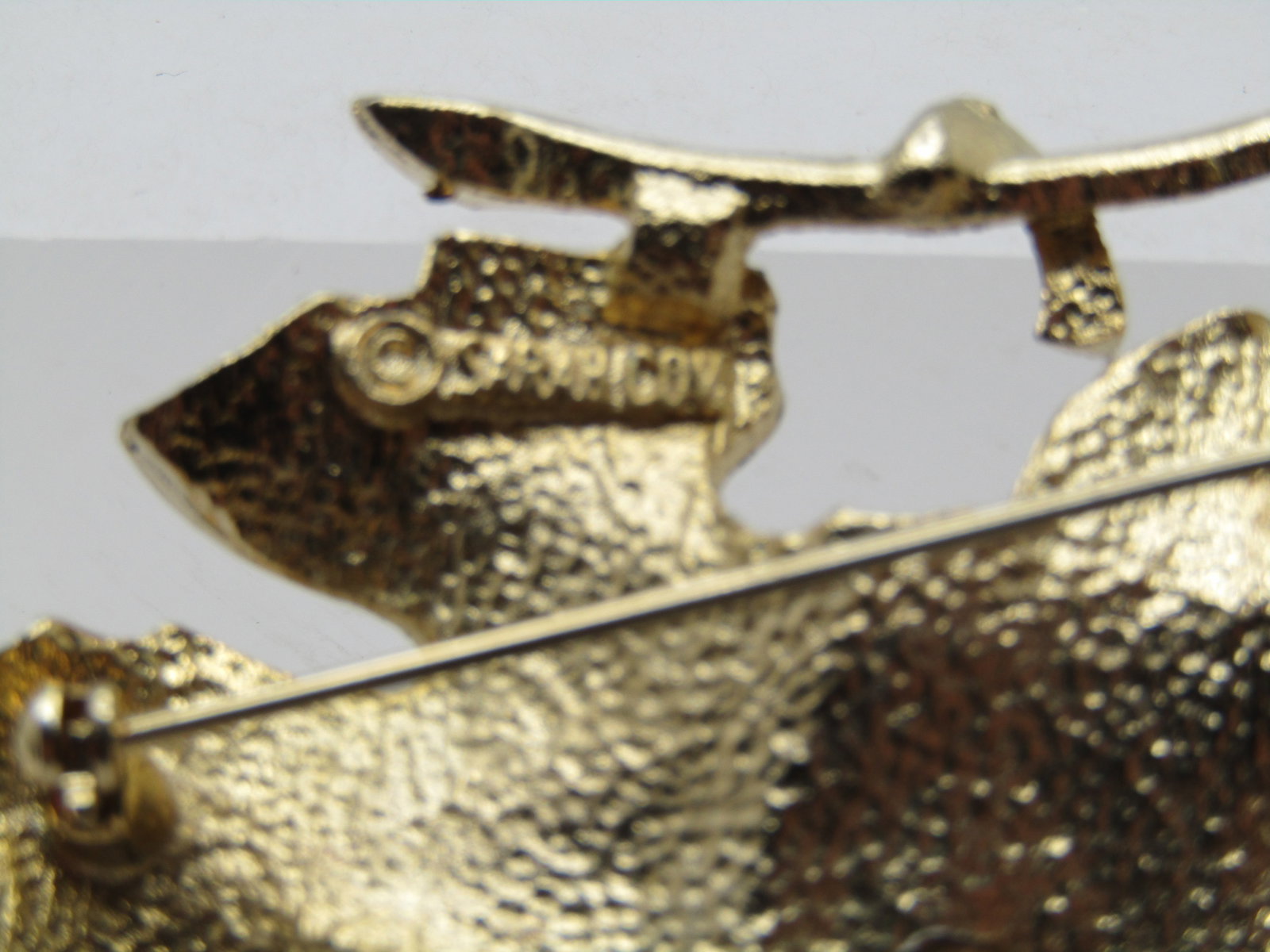 Vintage Lady Bug on Leaf Brooch, Sarah Coventry, 1960's-1970's - 5