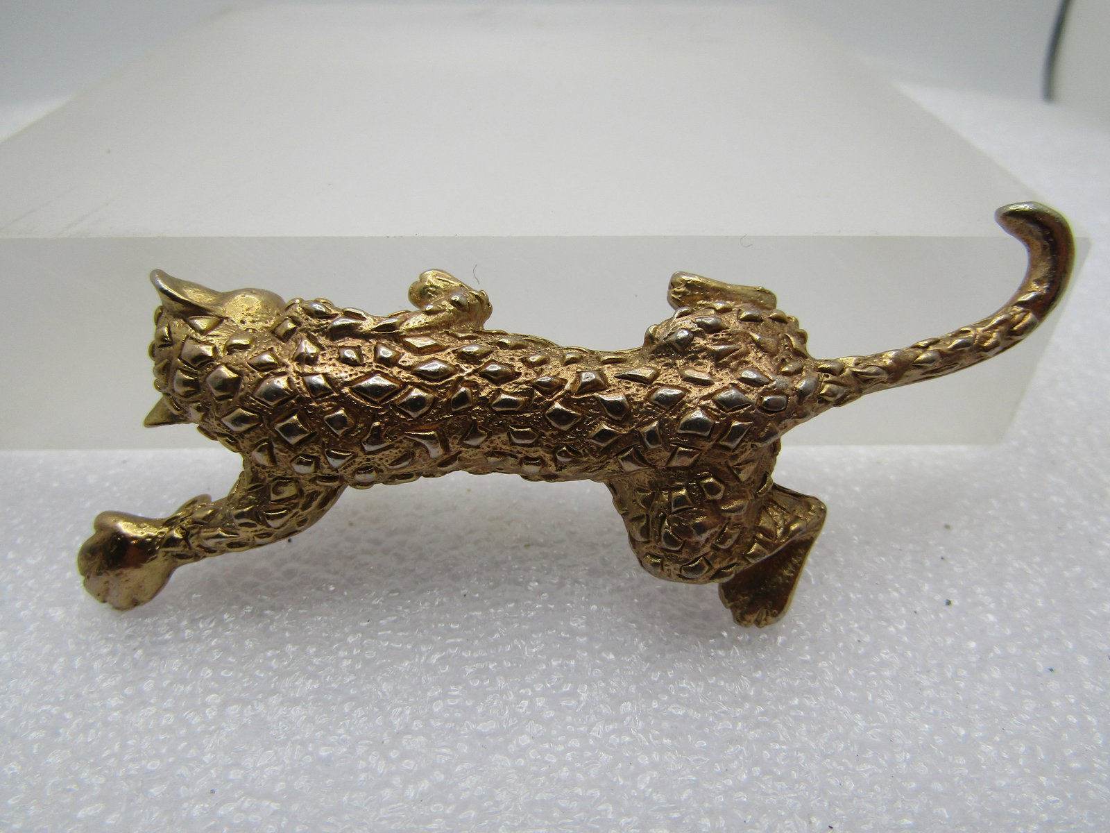 Vintage Climbing Leopard Brooch, 1980's, 3.25" (1 of 4)