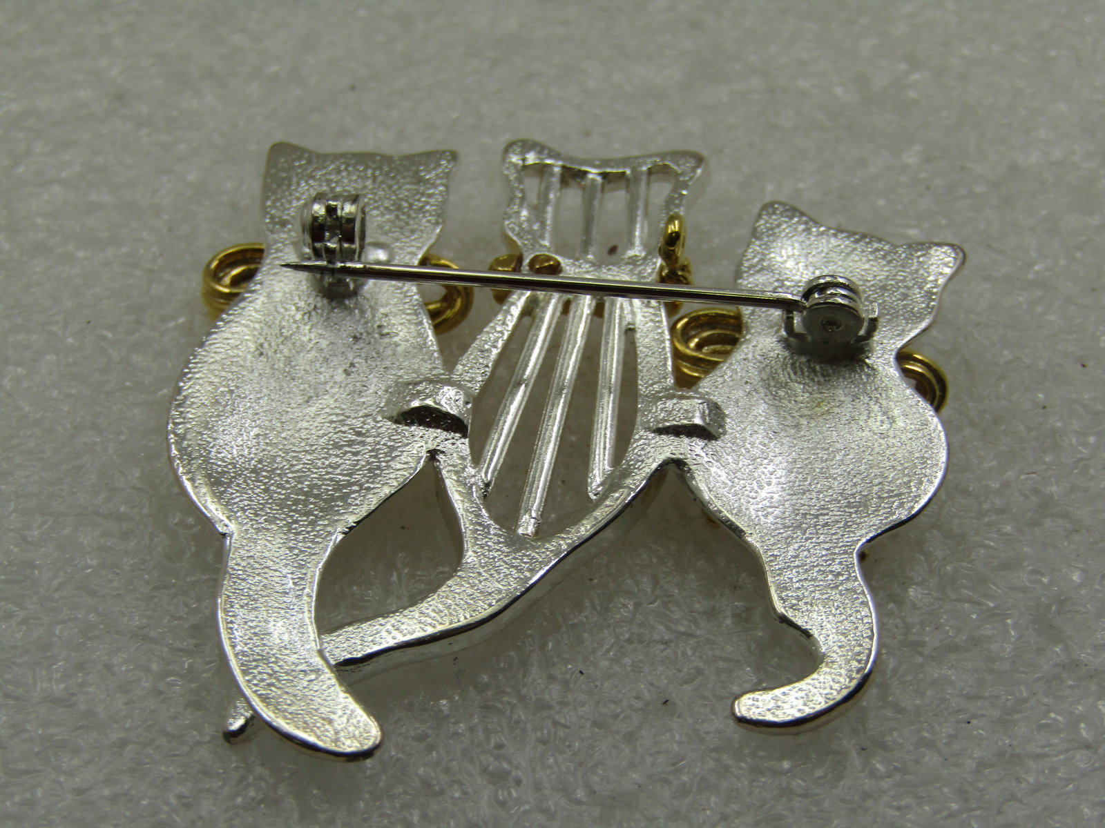 Vintage Two-Tone Three Cats Brooch, 1.75" - 5