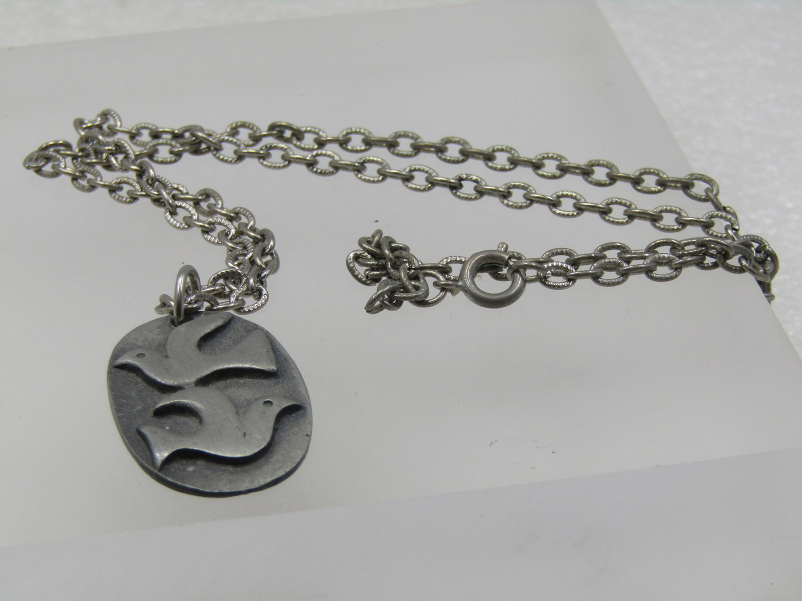 Vintage Pewter Double Dove Necklace, 18" - 6