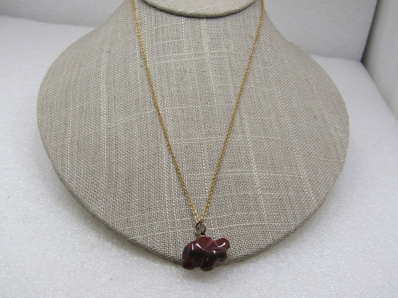 Vintage Brown Agate Carved Turtle Fetish Necklace, 18", Gold Tone Chain (1 of 7)