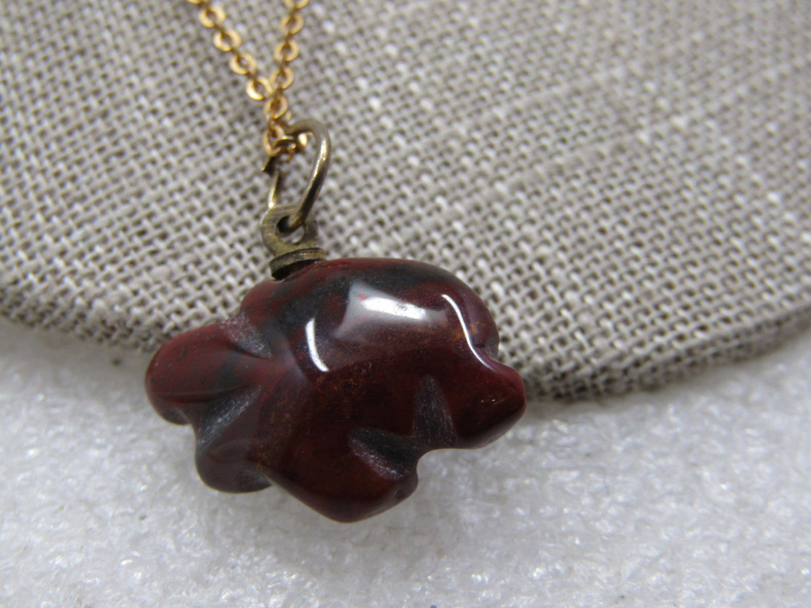 Vintage Brown Agate Carved Turtle Fetish Necklace, 18", Gold Tone Chain - 4
