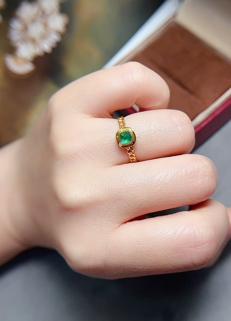 18K gold emerald ring - 5