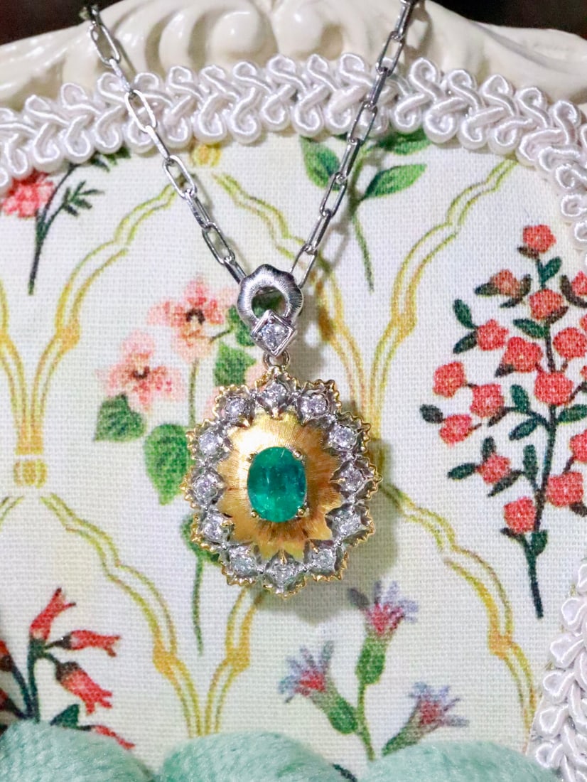 18K gold emerald pendant - 3