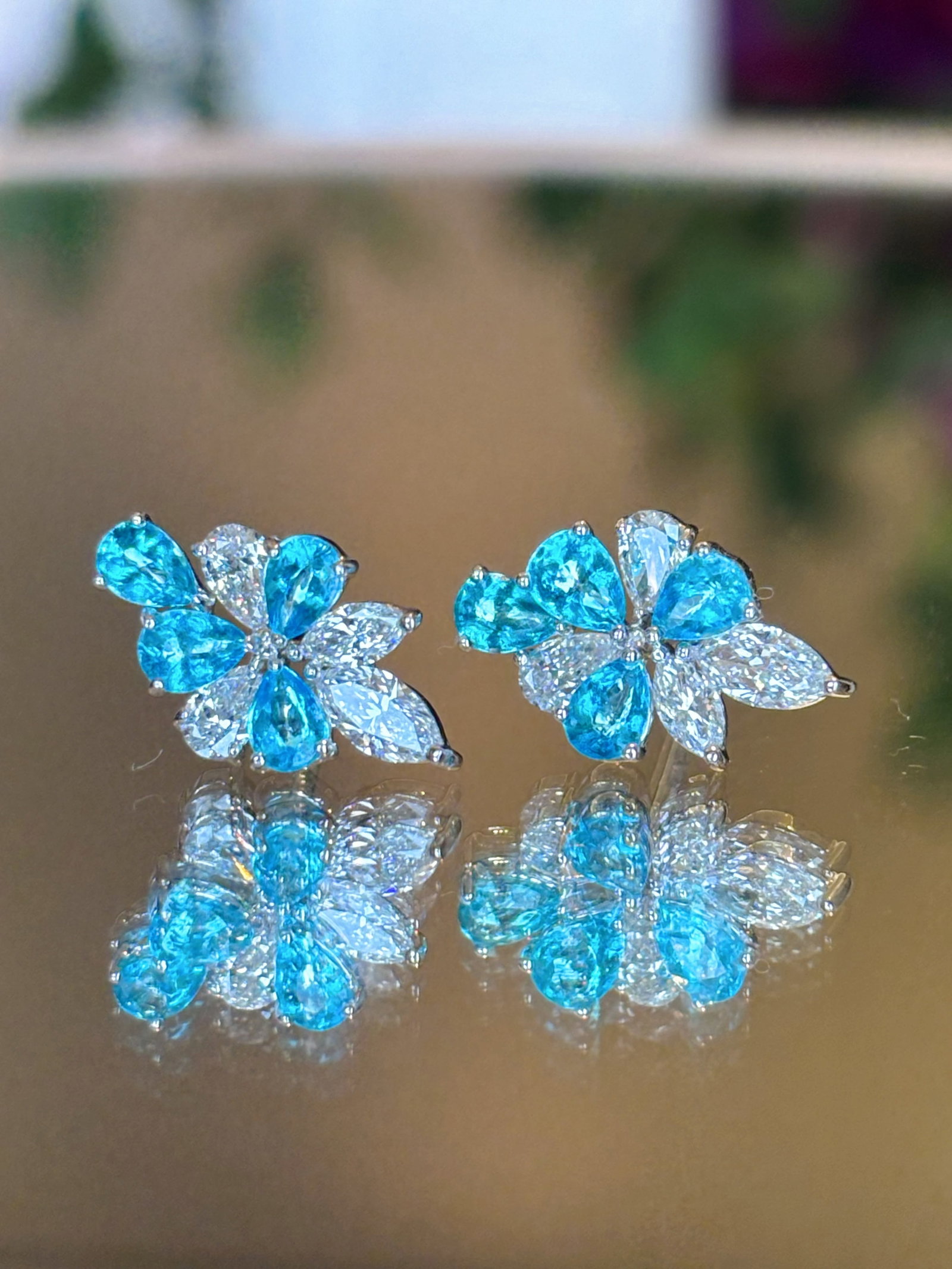 18K gold Paraiba stud earrings - 4