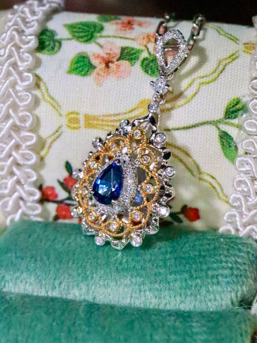 PT950 sapphire pendant - 4