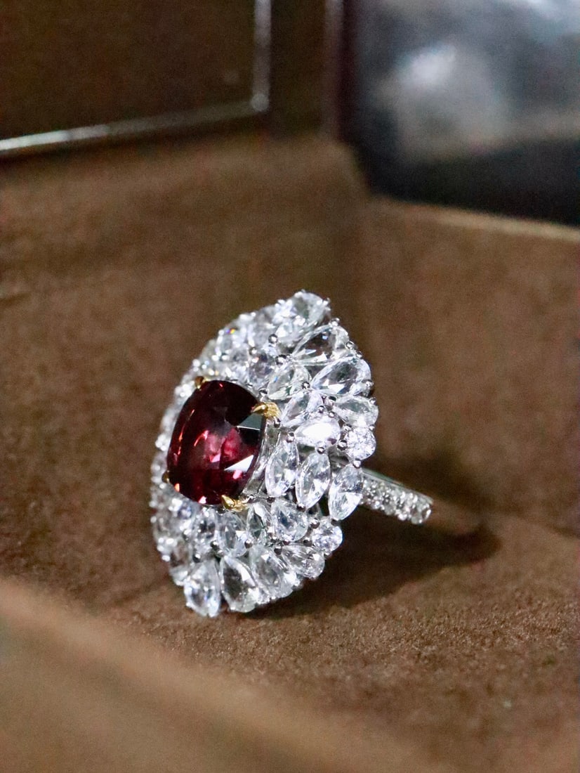 18K Gold Natural Spinel Ring - 2