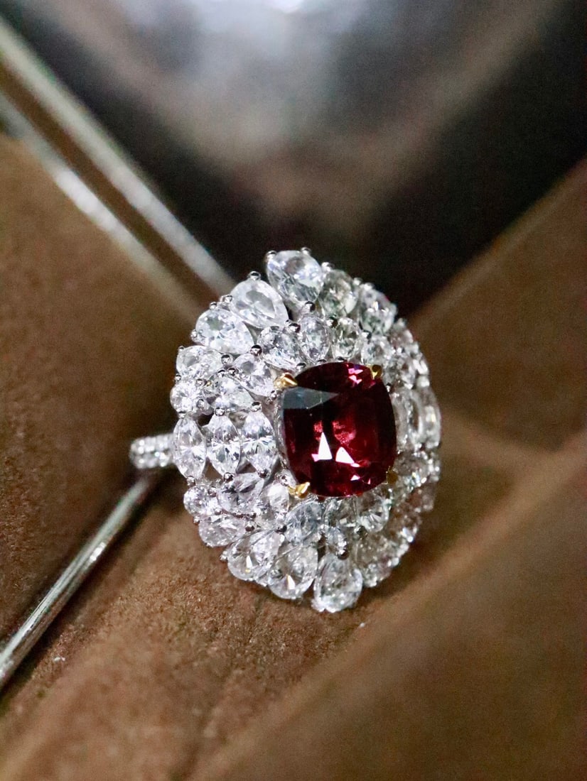 18K Gold Natural Spinel Ring - 3