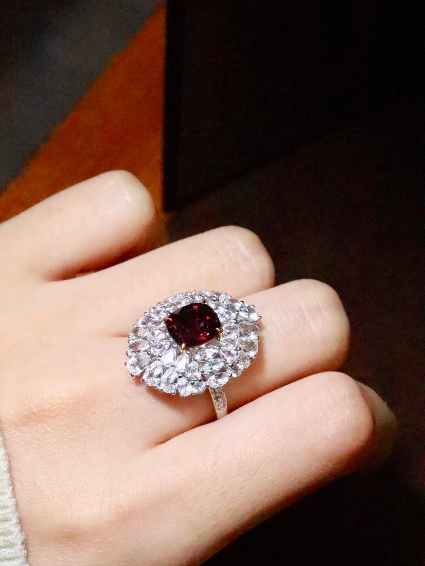 18K Gold Natural Spinel Ring - 6