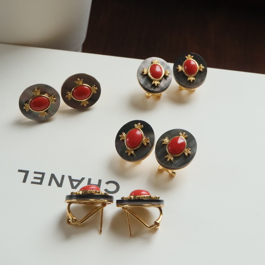 S925 silver inlaid red coral stud earrings - 2