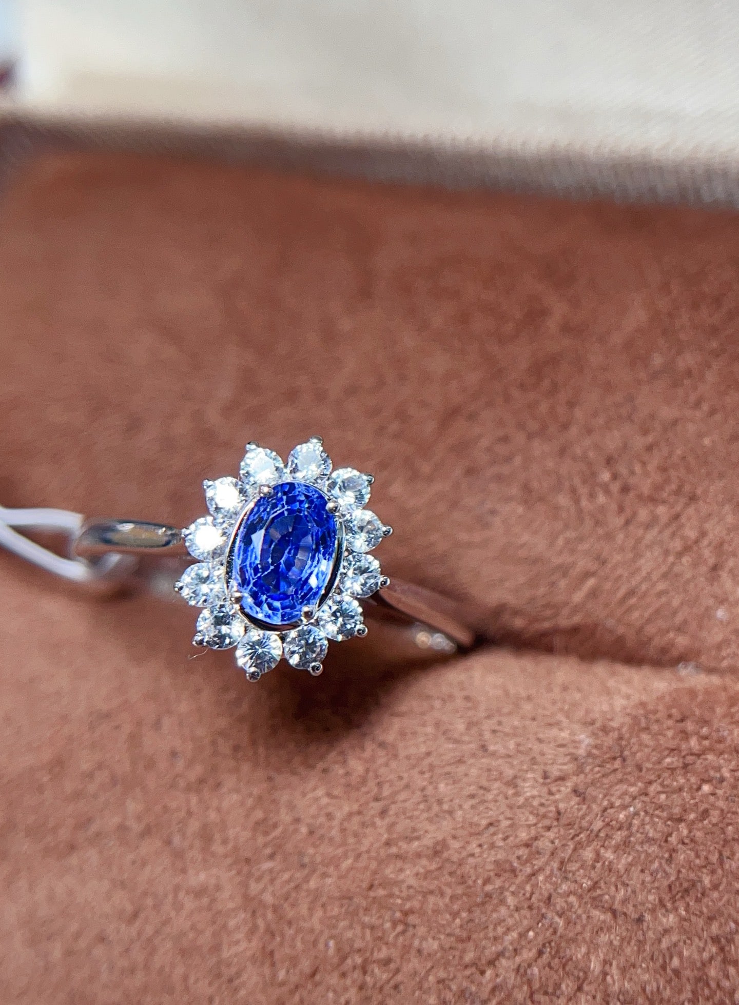 18K gold sapphire ring - 5
