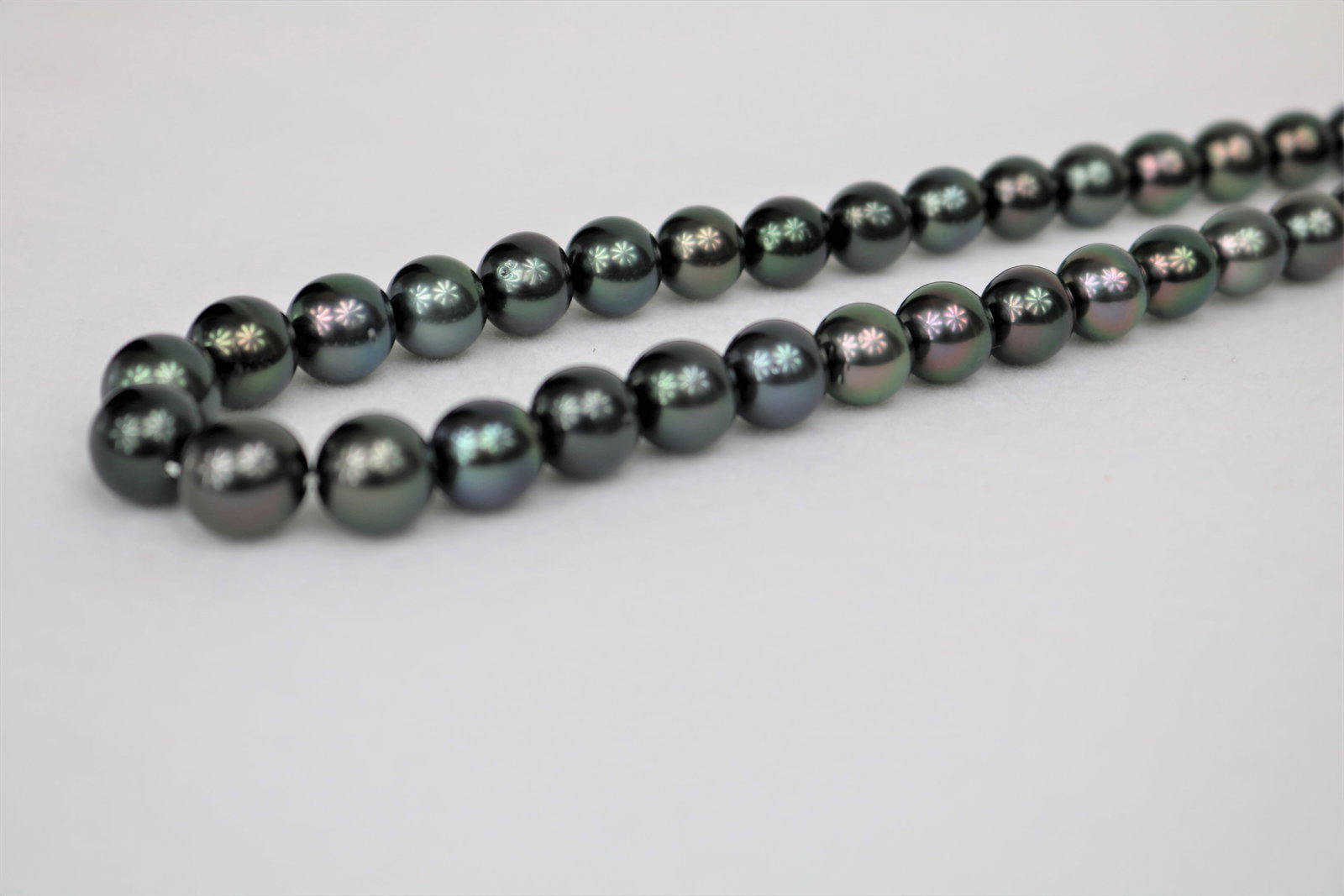 8-10mm Tahitian Round Peacock Necklace with 14k Clasp - 2