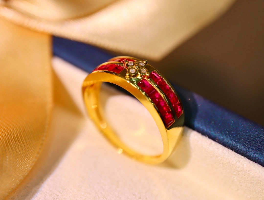 18K Gold Diamond Ruby Eternity Ring - 6