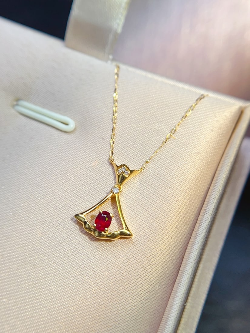 18K Gold Diamond and Ruby Pendant - 4