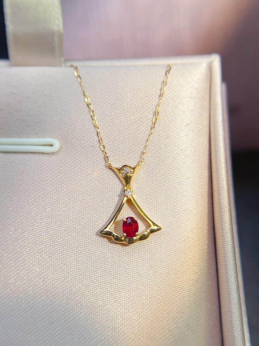 18K Gold Diamond and Ruby Pendant - 5