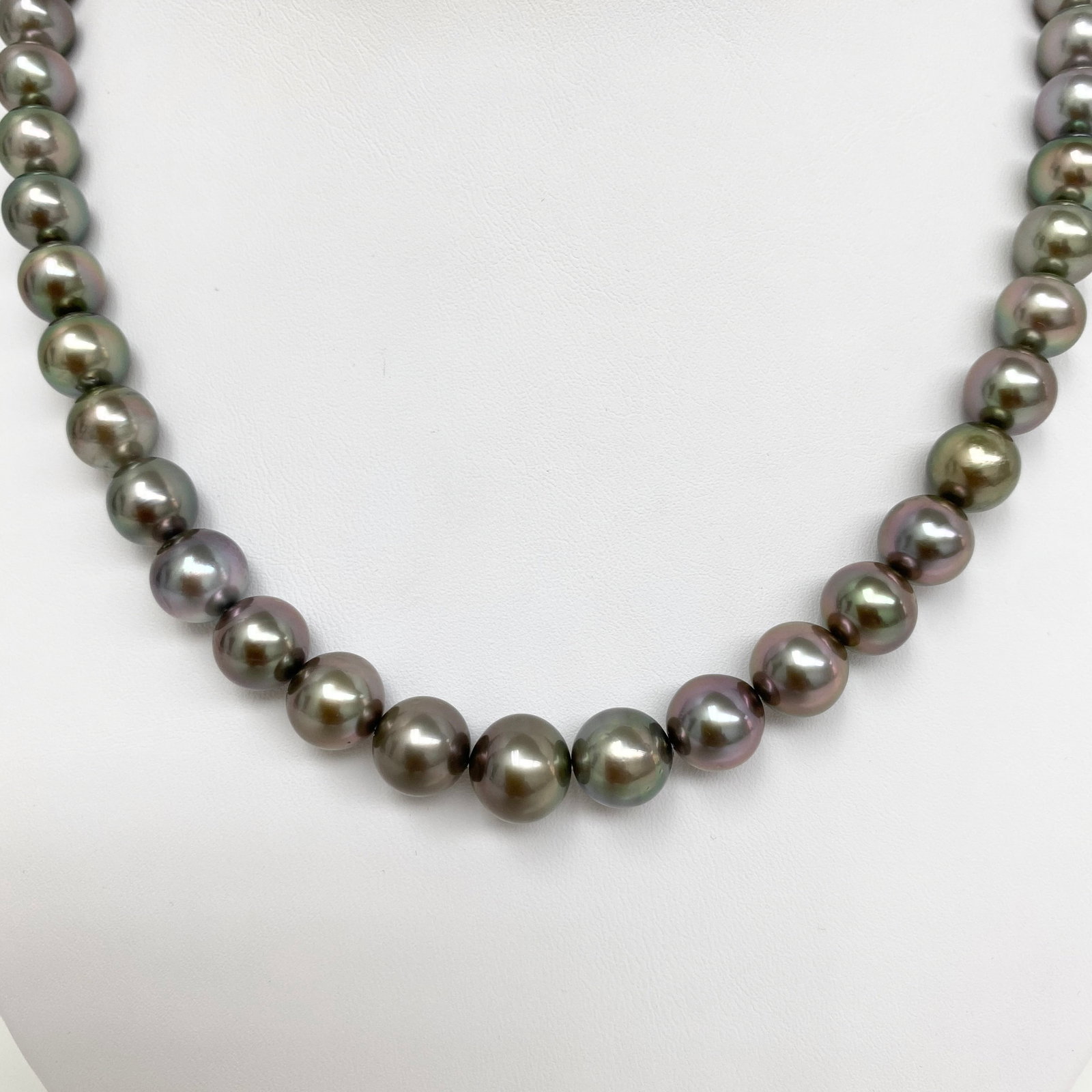 8-10mm Tahitian Silver Lavender Near-Round Pearl Necklace with 14k Clasp - 2