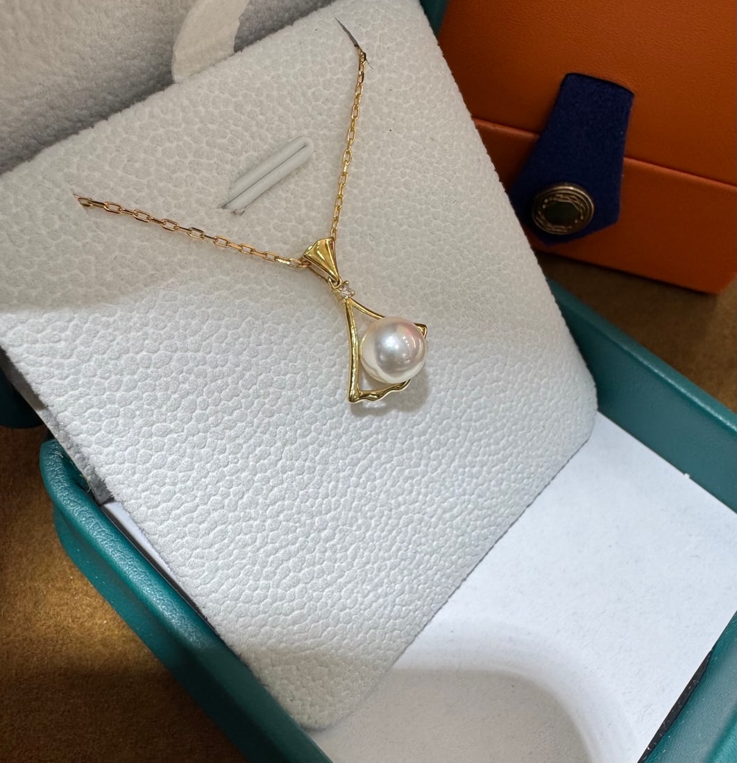 18K Gold Akoya Sea Pearl Pendant - 2